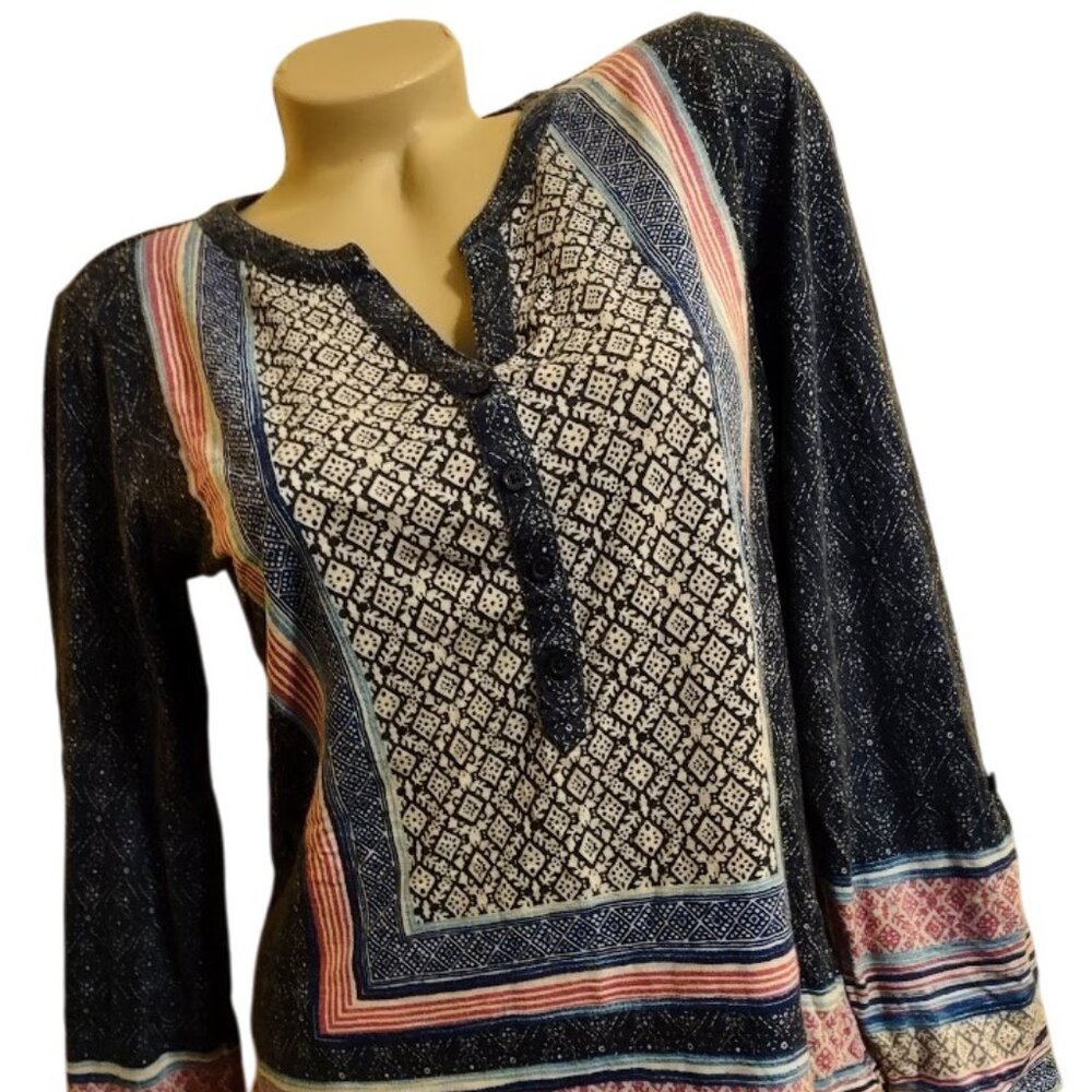 LIKE NEW WOMEN VERY CUTE STYLE&CO NAVY HENLEY SZ S
